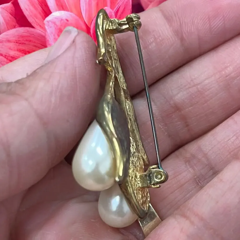 Vintage 70s Pearl and Crystal Stone Gold Brooch Double Pearl Drip Granny Cottage